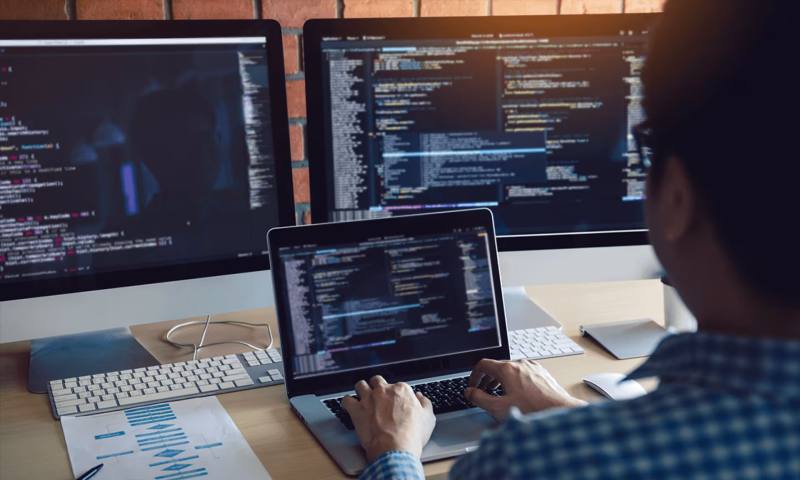 数据科学选型：R与Python如何赋能慈溪市网站建设？